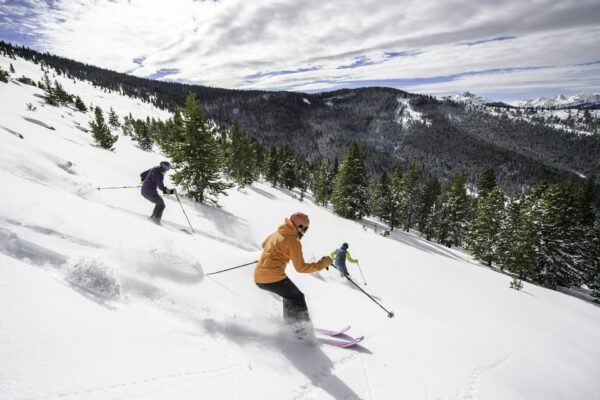 vail skiers